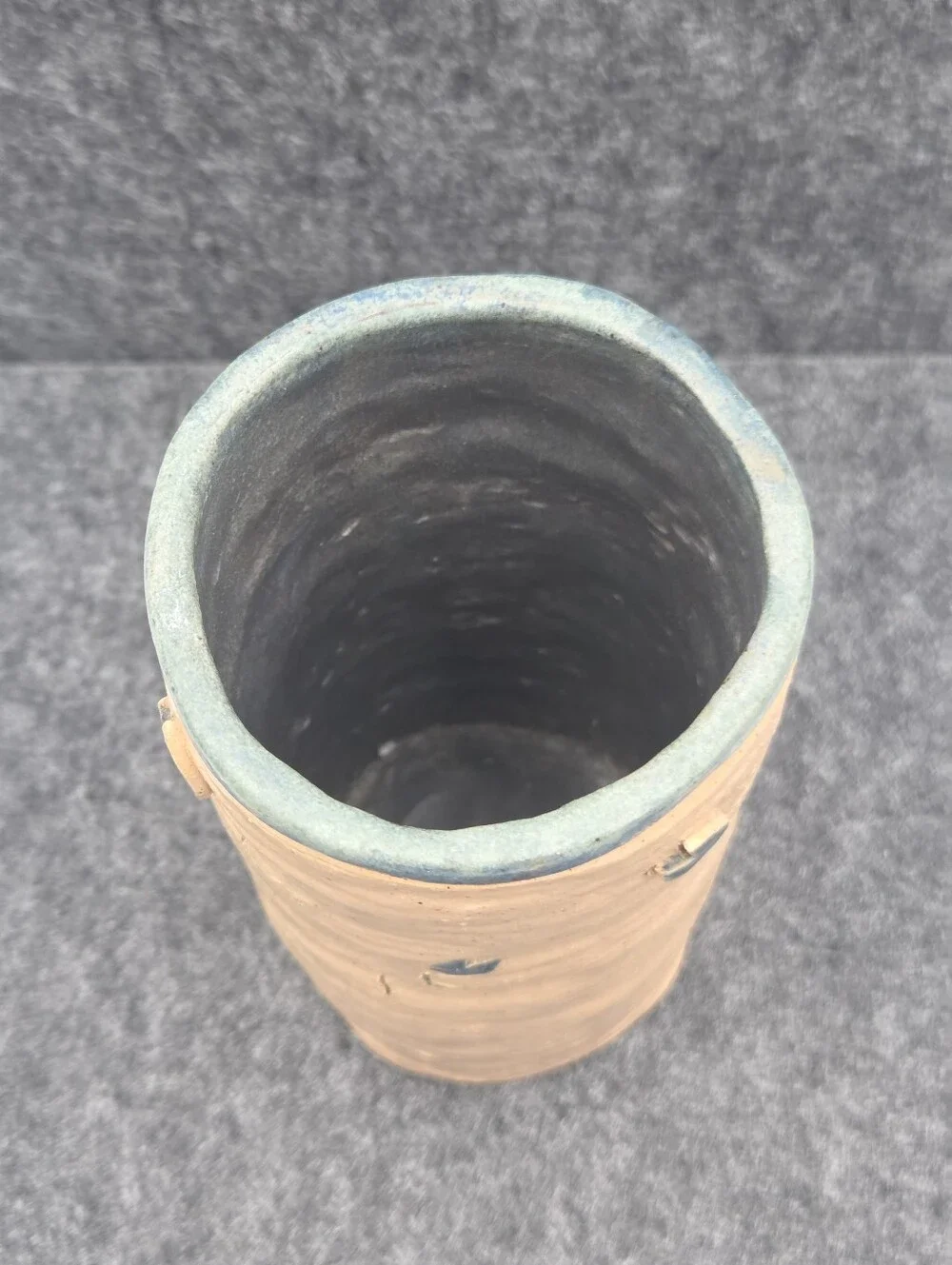 Vintage Hand Thrown Studio Pottery Stoneware Tumbler / Vase Blue Flowers Signed